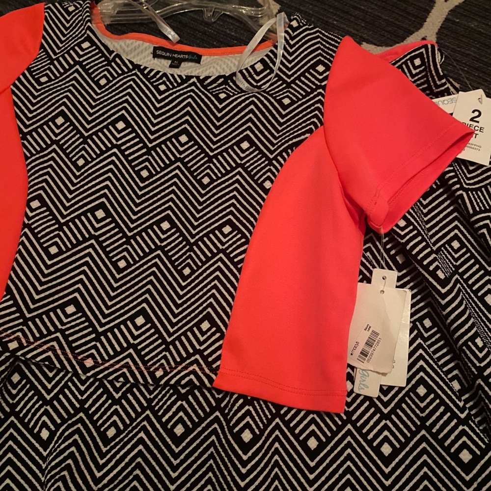 2 piece dress and skirt set